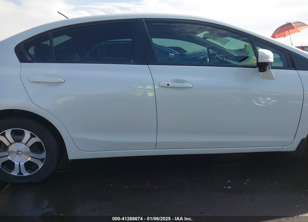 2014 HONDA CIVIC HYBRID VIN: 19XFB4F25EE001213