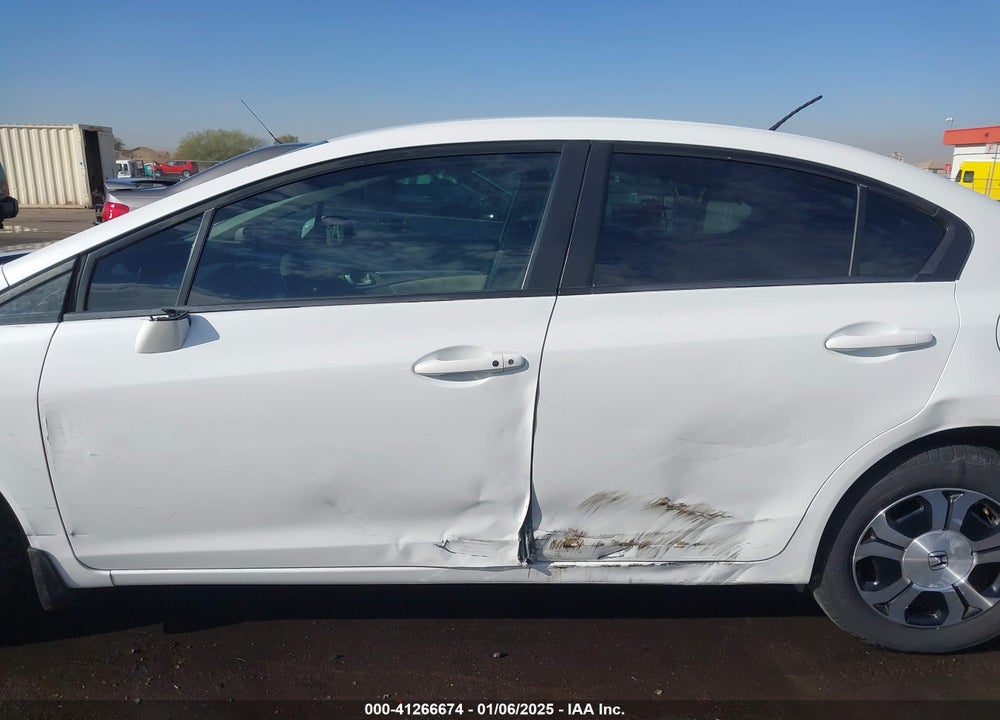2014 HONDA CIVIC HYBRID VIN: 19XFB4F25EE001213