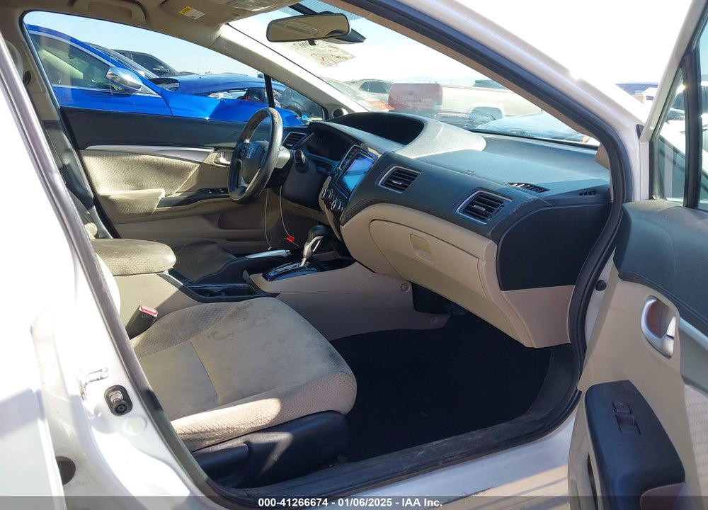 2014 HONDA CIVIC HYBRID VIN: 19XFB4F25EE001213