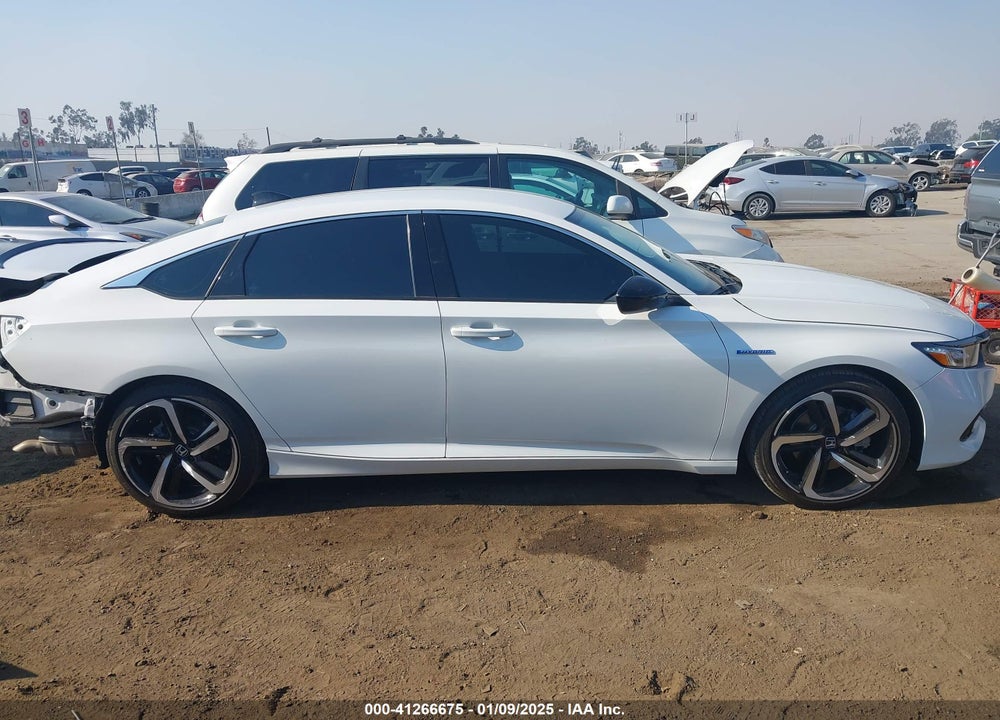 2022 HONDA ACCORD HYBRID SPORT VIN: 1HGCV3F28NA028558