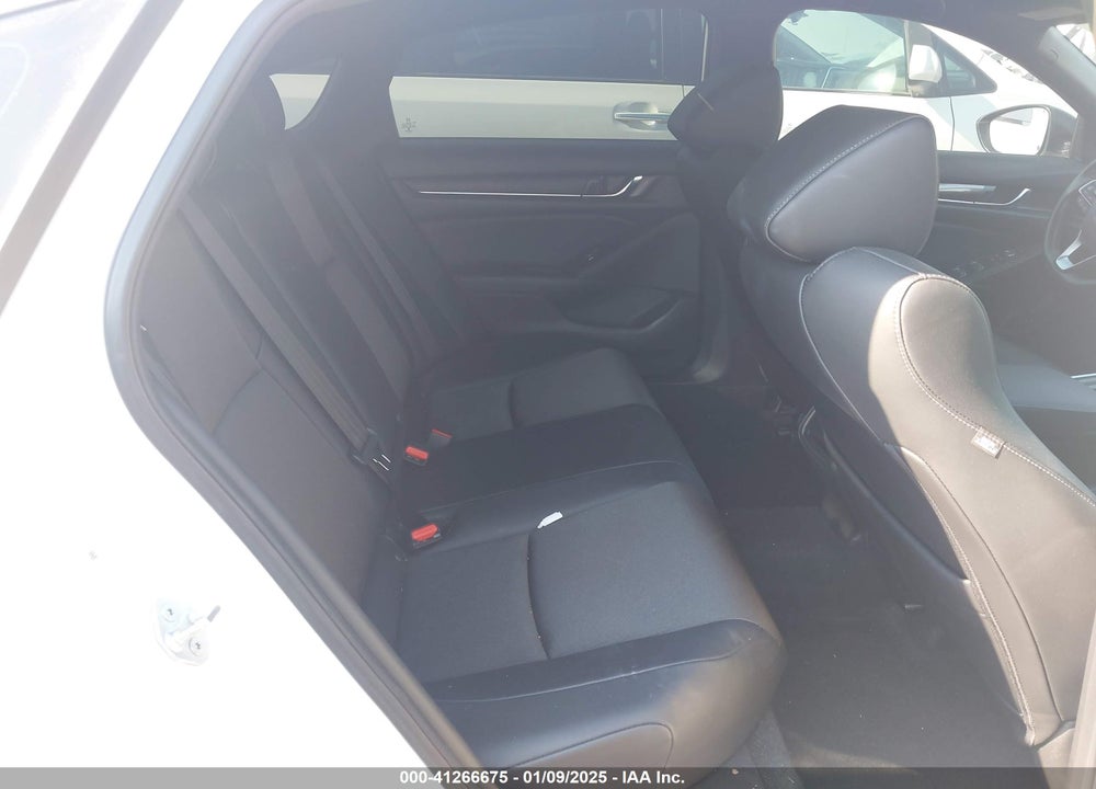 2022 HONDA ACCORD HYBRID SPORT VIN: 1HGCV3F28NA028558