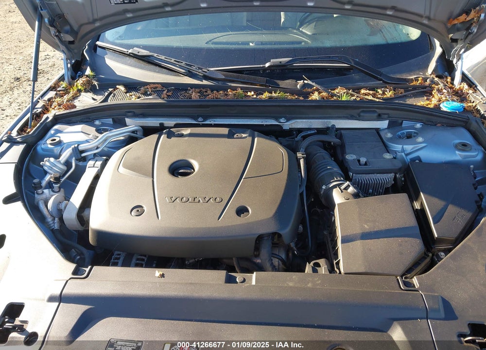 2017 VOLVO S90 VIN: YV1A22MK0H1014633