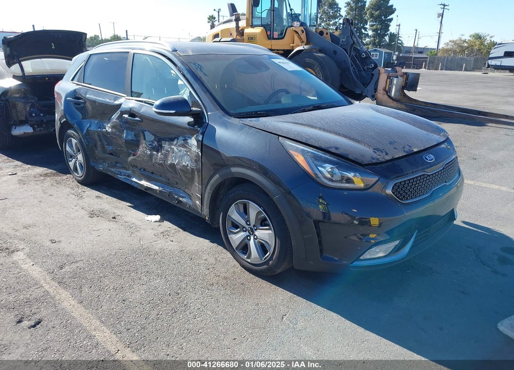 2019 KIA NIRO PLUG-IN HYBRID EX PREMIUM VIN: KNDCC3LD8K5327871