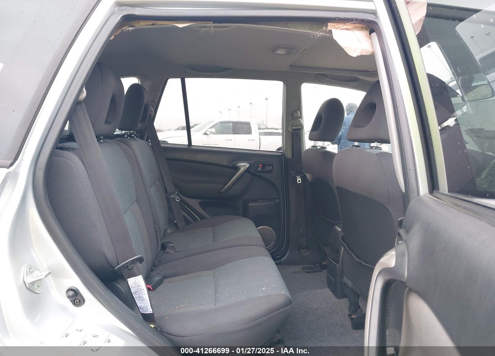 2005 TOYOTA RAV4 VIN: JTEHD20V550058042