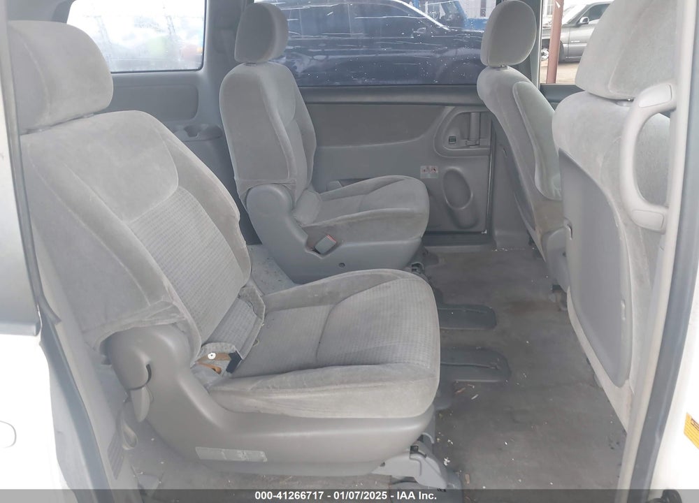 2006 TOYOTA SIENNA CE VIN: 5TDZA23C46S530595