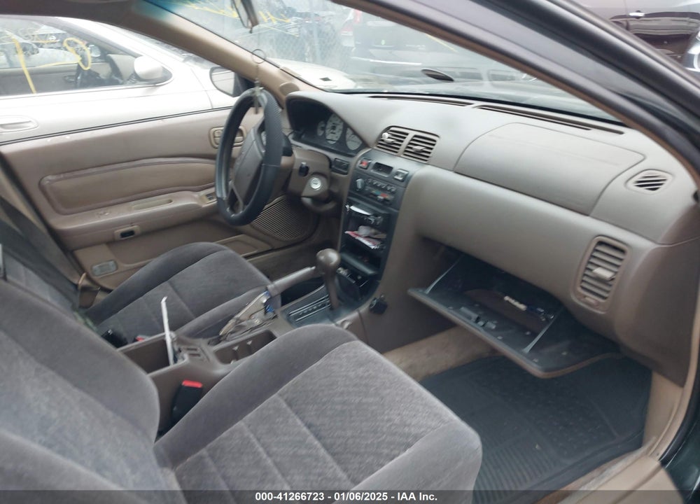 1996 NISSAN MAXIMA VIN: JN1CA21D5TT149291