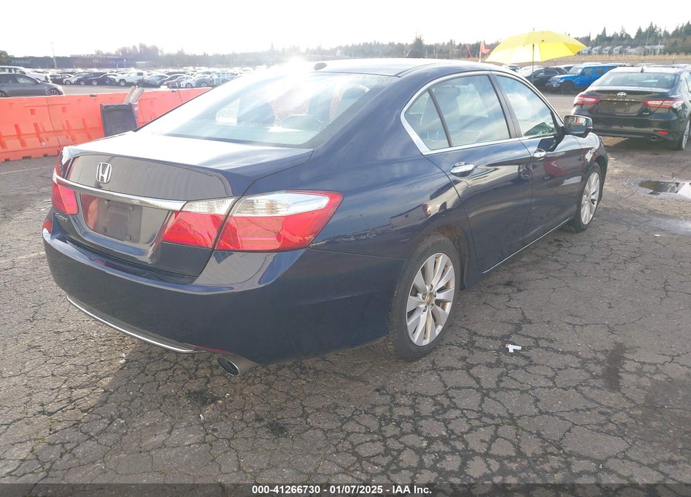 2015 HONDA ACCORD EX-L VIN: 1HGCR2F82FA219493