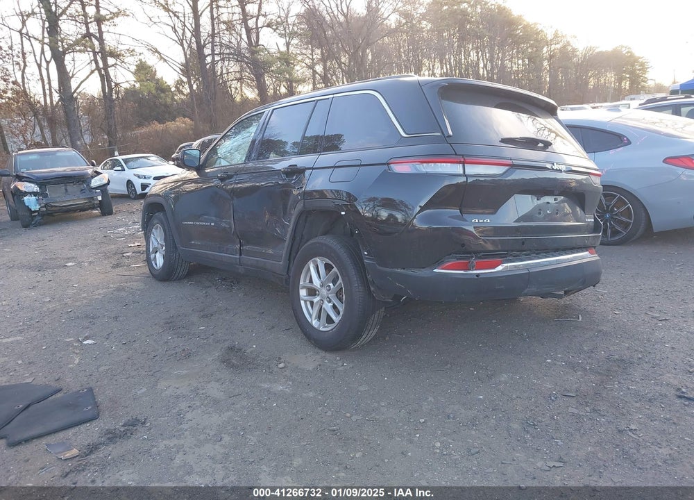 2023 JEEP GRAND CHEROKEE LAREDO 4X4 VIN: 1C4RJHAG2PC540747