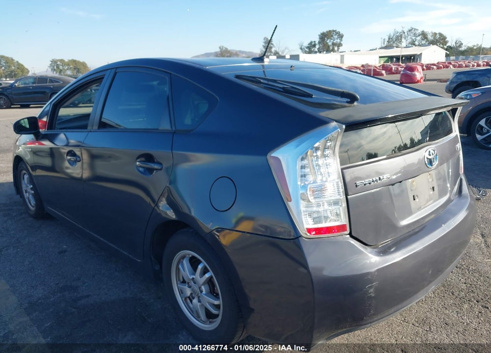 2011 TOYOTA PRIUS FOUR VIN: JTDKN3DU2B5369408