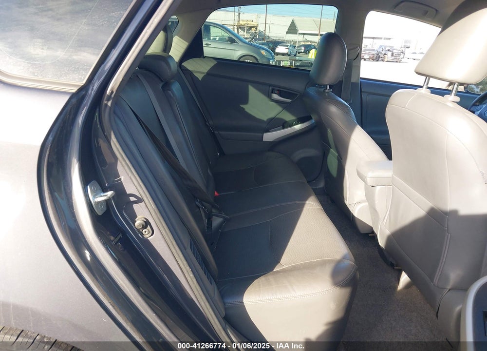 2011 TOYOTA PRIUS FOUR VIN: JTDKN3DU2B5369408