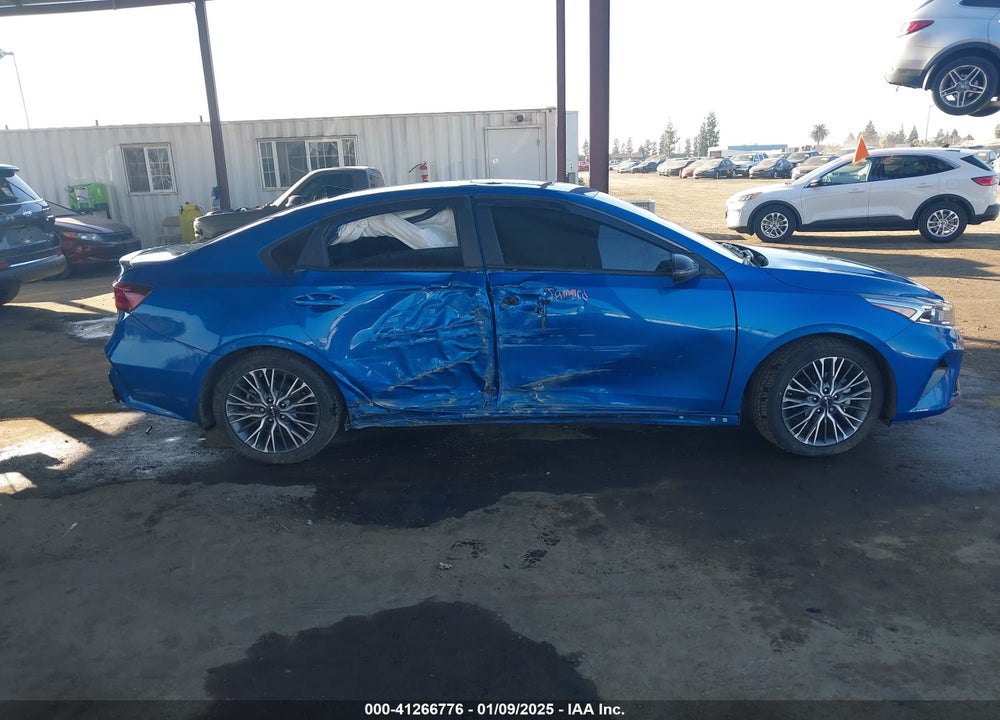 2023 KIA FORTE VIN: 3KPF54AD1PE660747