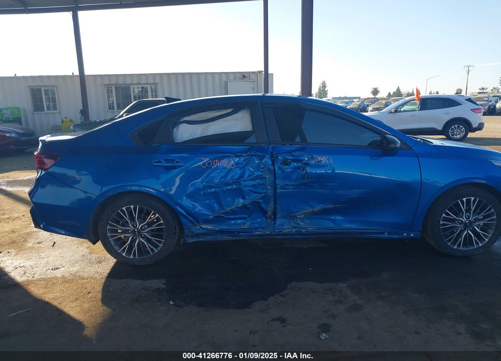2023 KIA FORTE VIN: 3KPF54AD1PE660747