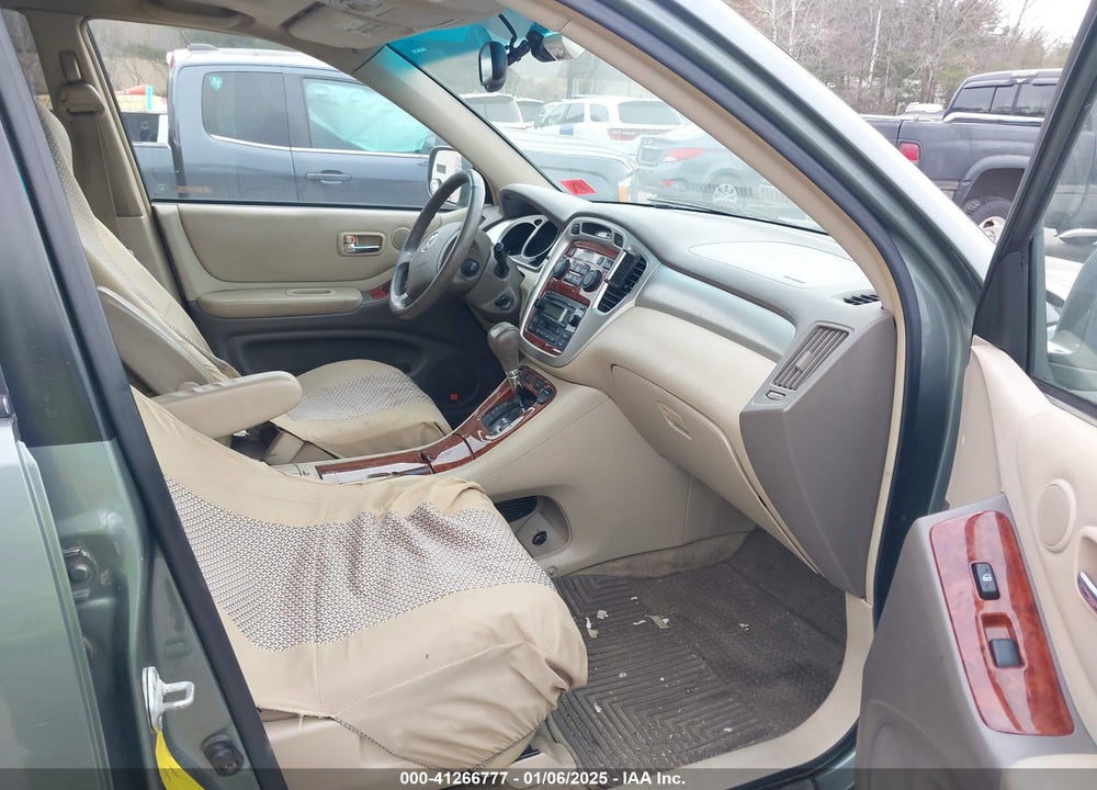 2004 TOYOTA HIGHLANDER LIMITED V6 VIN: JTEEP21A440016935