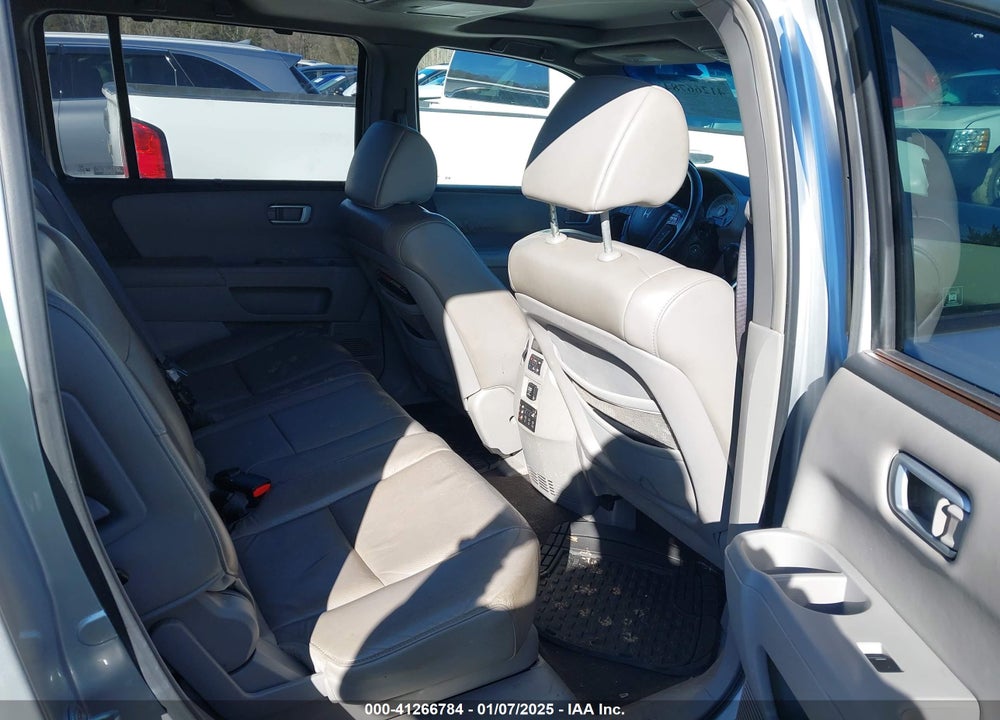 2009 HONDA PILOT TOURING VIN: 5FNYF48989B016439