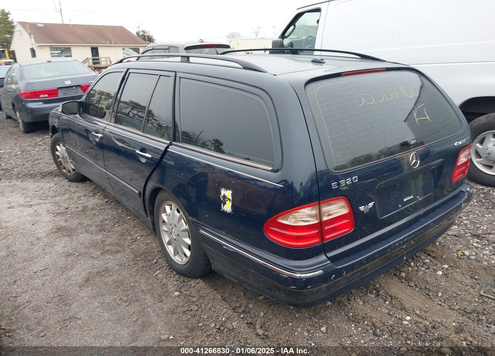 2001 MERCEDES-BENZ E 320 VIN: WDBJH82J11X054805