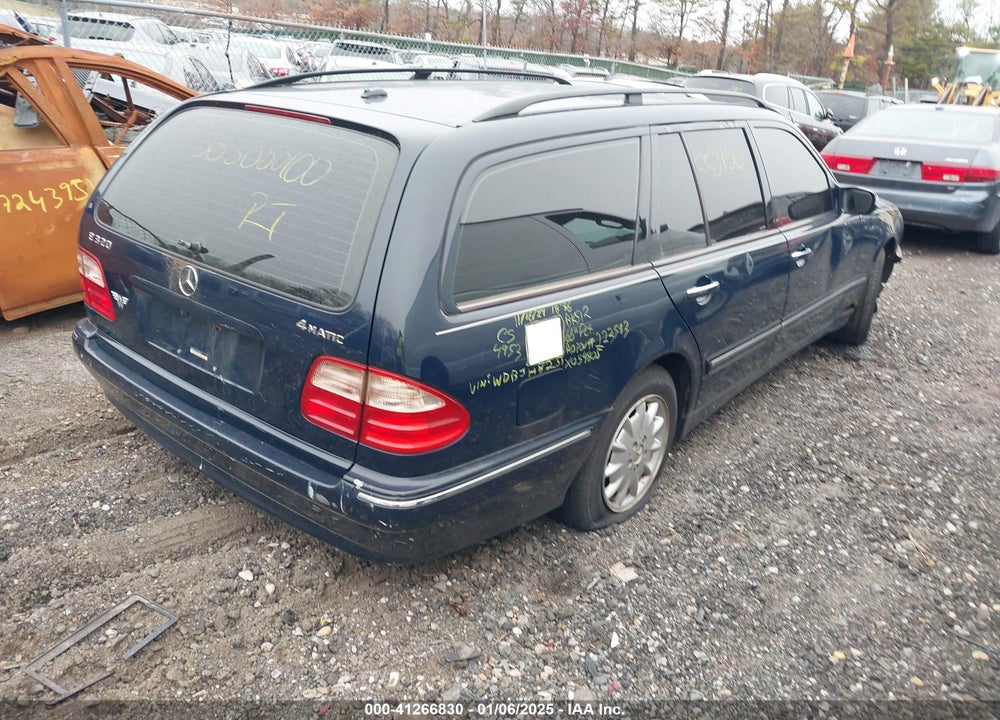 2001 MERCEDES-BENZ E 320 VIN: WDBJH82J11X054805