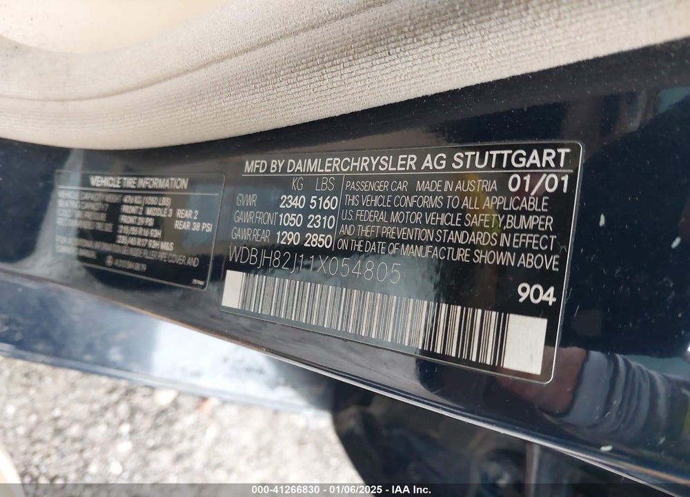2001 MERCEDES-BENZ E 320 VIN: WDBJH82J11X054805