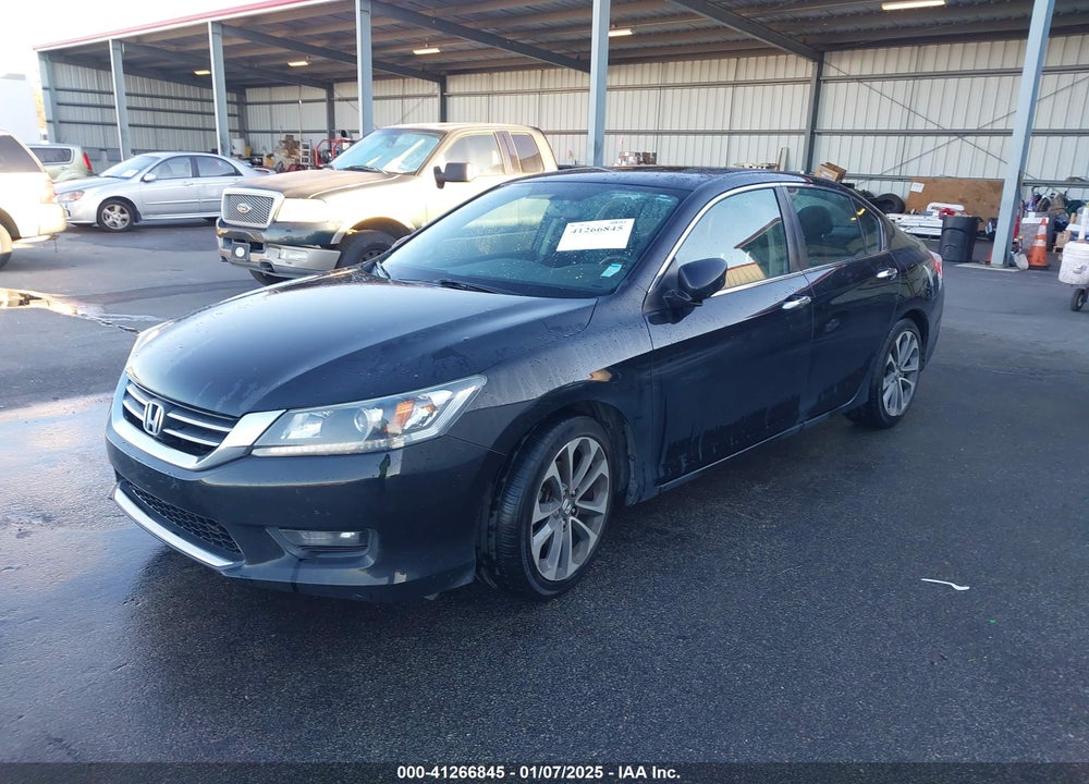 2015 HONDA ACCORD SEDAN VIN: 1HGCR2F57FA138379