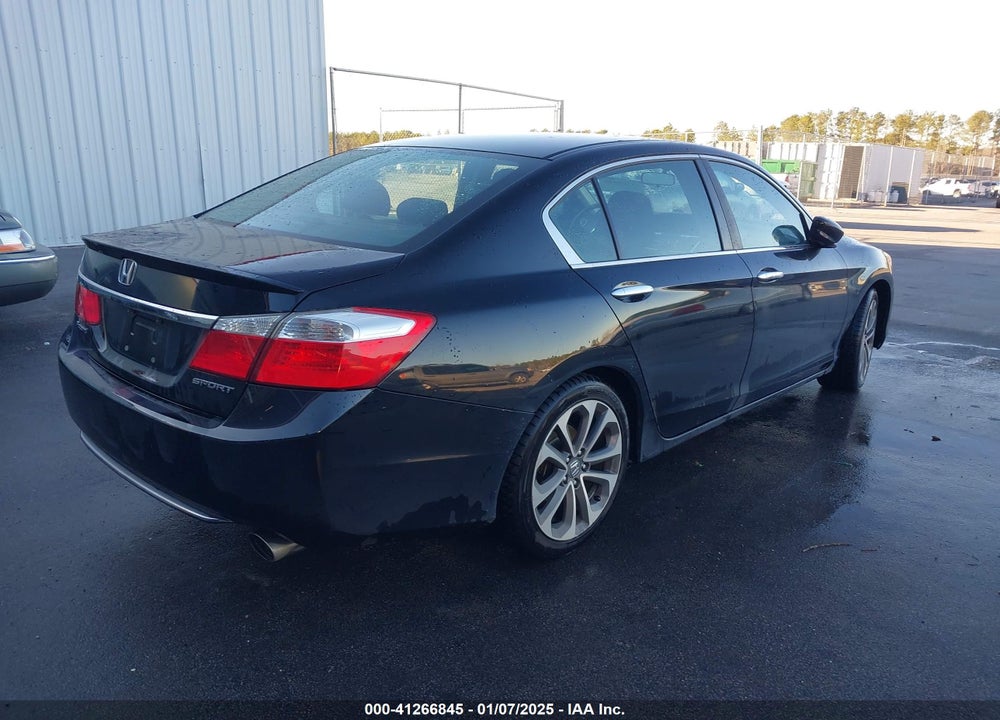2015 HONDA ACCORD SEDAN VIN: 1HGCR2F57FA138379