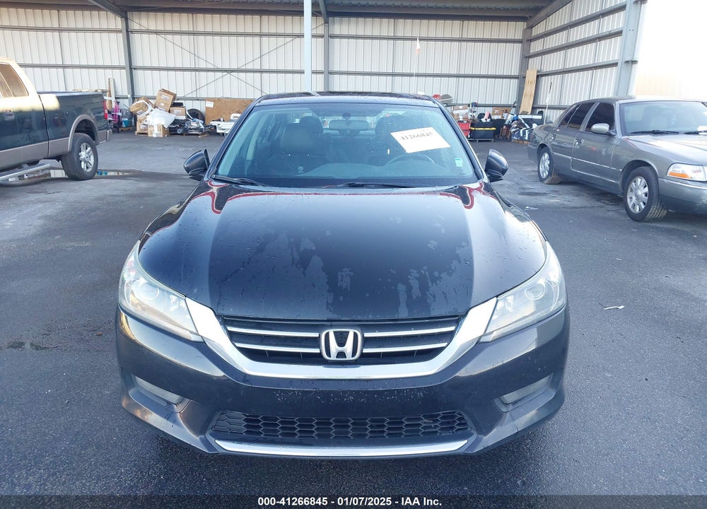 2015 HONDA ACCORD SEDAN VIN: 1HGCR2F57FA138379