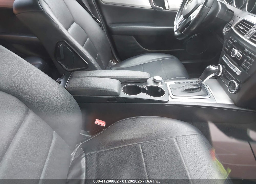 2013 MERCEDES-BENZ C 250 VIN: WDDGF4HBXDR263873