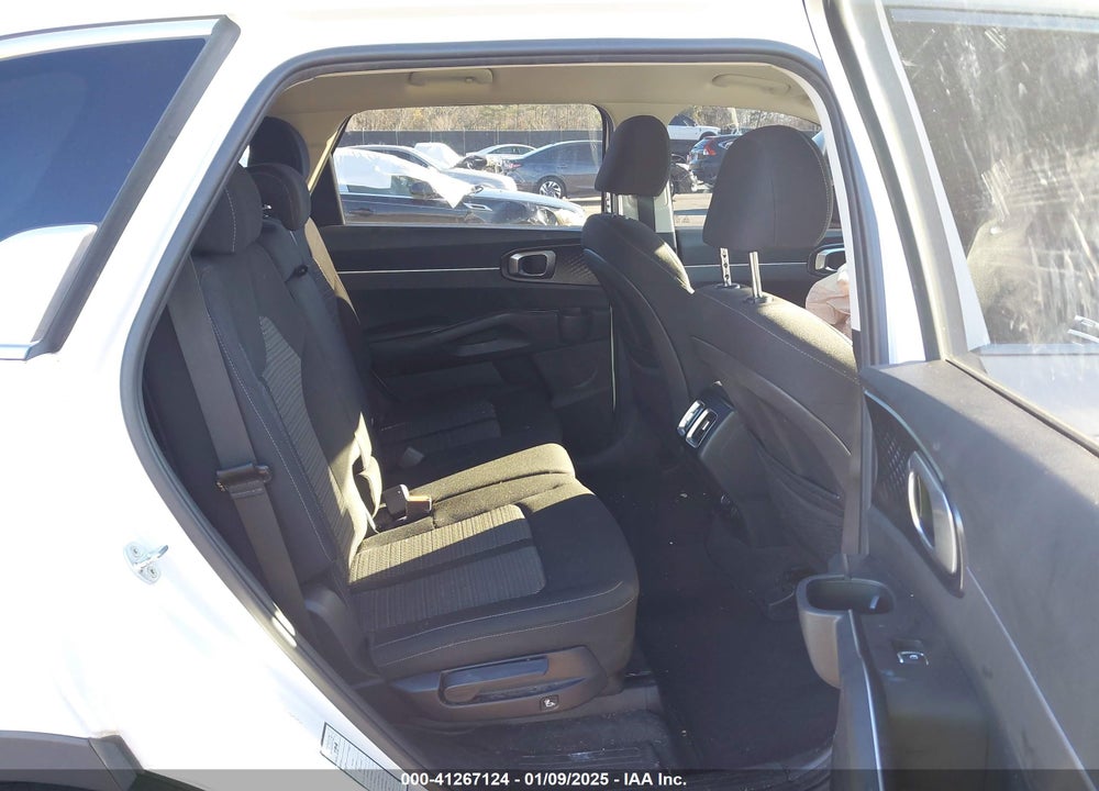 2022 KIA SORENTO LX VIN: 5XYRG4LC1NG098800