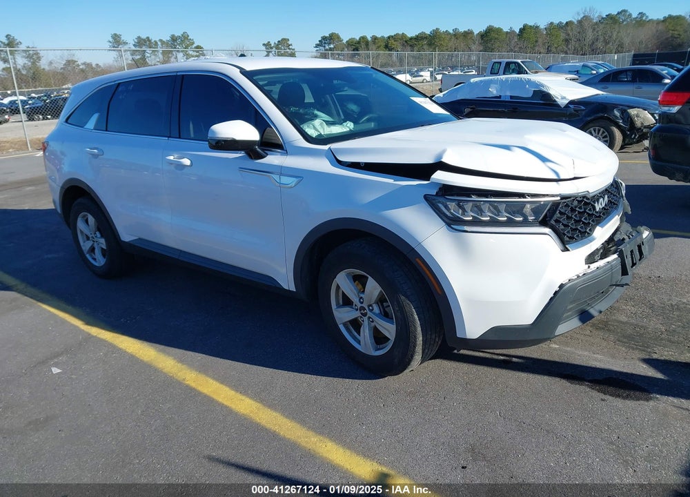 2022 KIA SORENTO LX VIN: 5XYRG4LC1NG098800