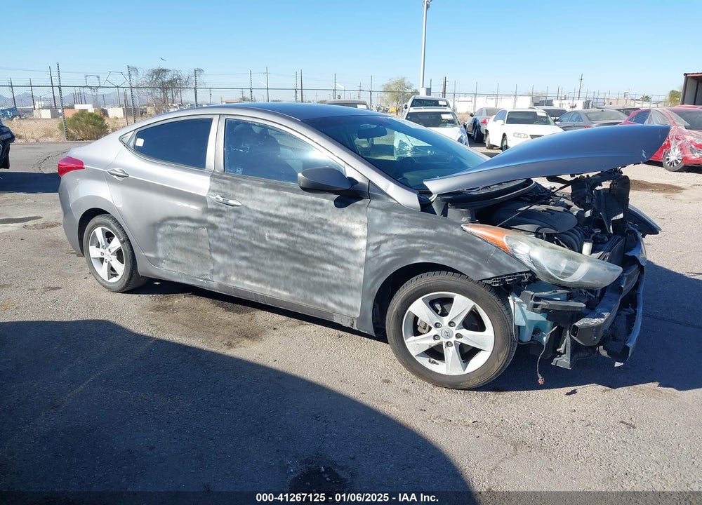 2012 HYUNDAI ELANTRA VIN: 5NPDH4AE4CH067106