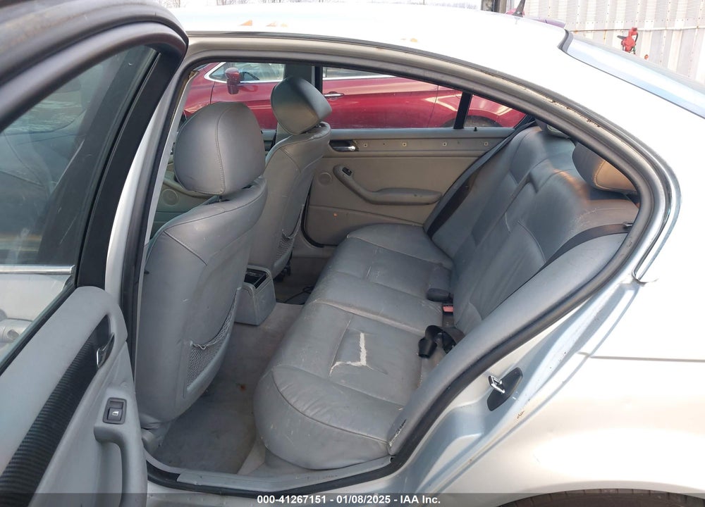 2000 BMW 328I VIN: WBAAM5333YEJ41023