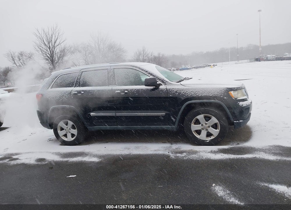 2011 JEEP GRAND CHEROKEE LAREDO VIN: 1J4RR4GG2BC541800