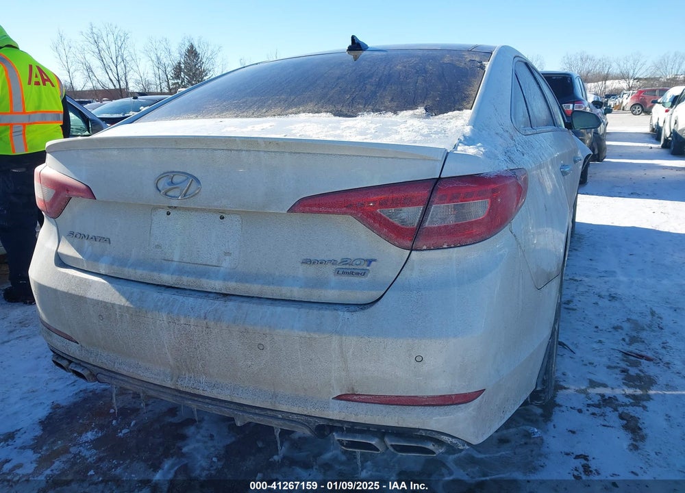2015 HYUNDAI SONATA LIMITED 2.0T VIN: 5NPE34AB9FH237487