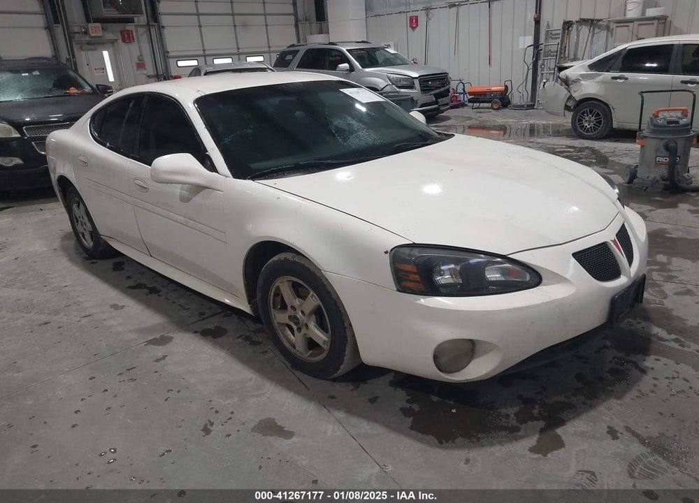2006 PONTIAC GRAND PRIX VIN: 2G2WP552261160055