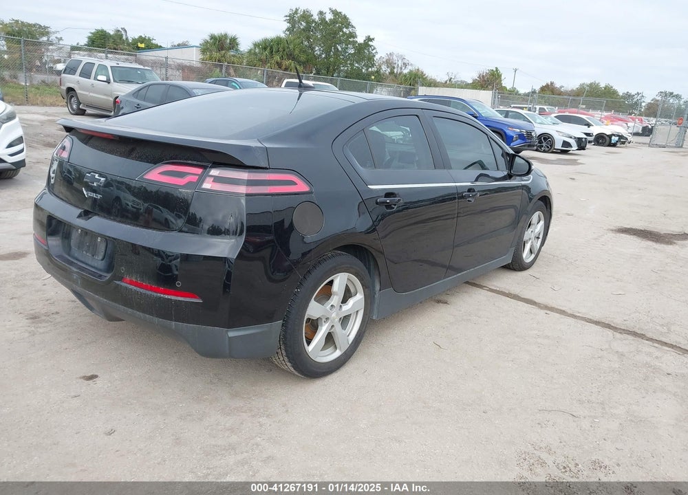 2013 CHEVROLET VOLT VIN: 1G1RC6E48DU111531