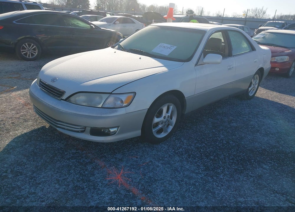 2001 LEXUS ES 300 VIN: JT8BF28G815104999
