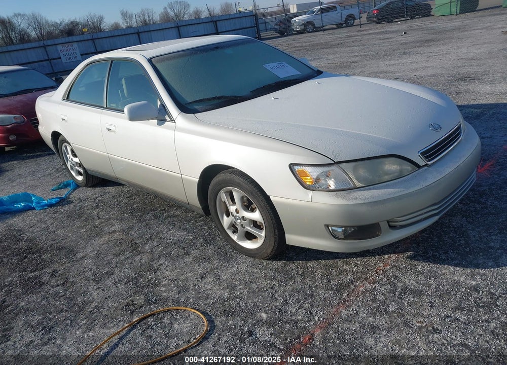 2001 LEXUS ES 300 VIN: JT8BF28G815104999