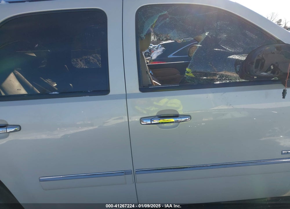 2014 GMC YUKON DENALI VIN: 1GKS2EEF3ER181504