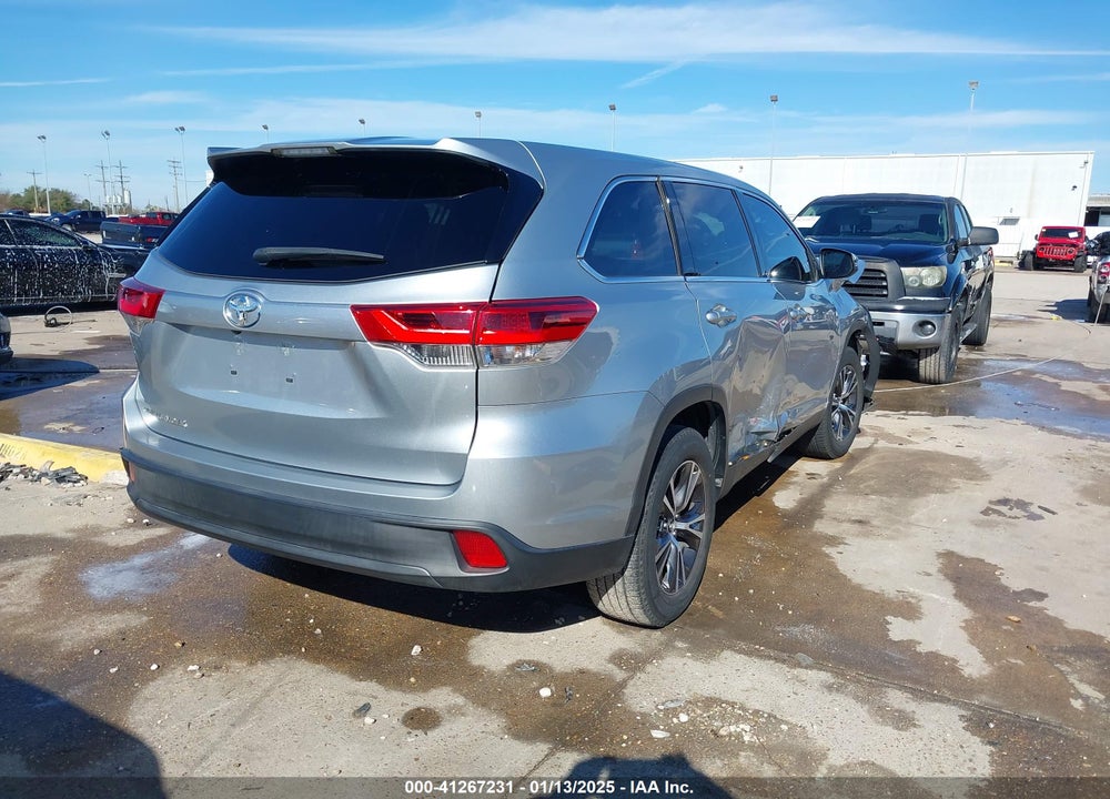 2019 TOYOTA HIGHLANDER LE VIN: 5TDZZRFH3KS292225