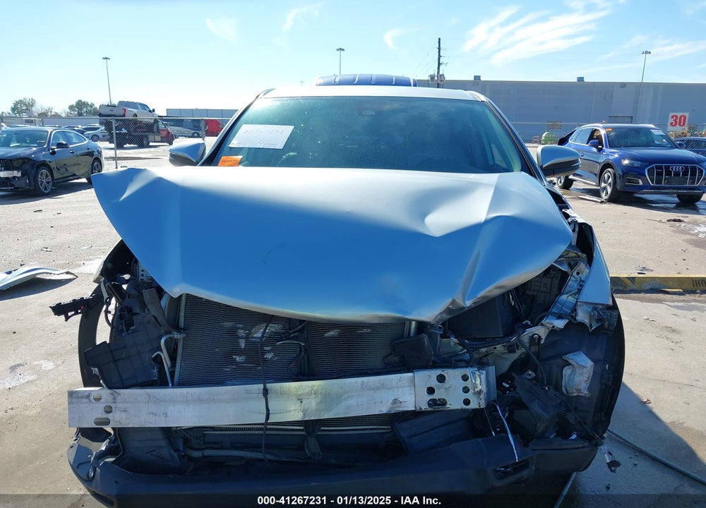 2019 TOYOTA HIGHLANDER LE VIN: 5TDZZRFH3KS292225