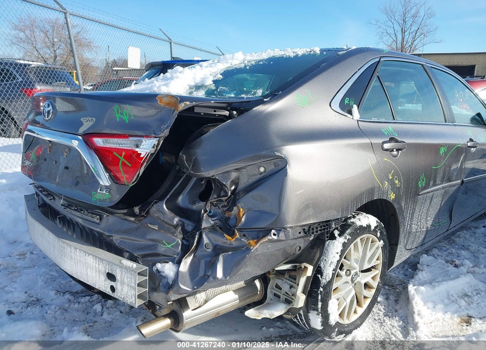 2017 TOYOTA CAMRY LE VIN: 4T1BF1FK8HU794896