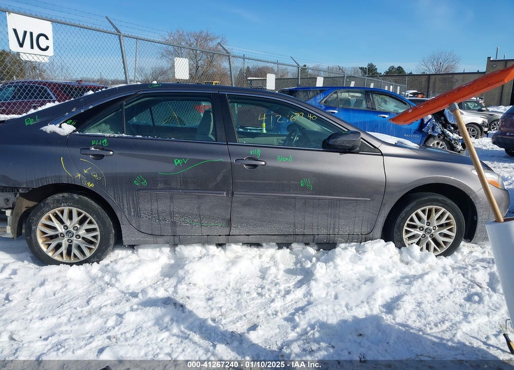 2017 TOYOTA CAMRY LE VIN: 4T1BF1FK8HU794896