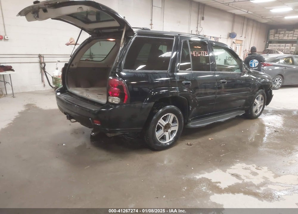 2008 CHEVROLET TRAILBLAZER LT VIN: 1GNDT13S782160394