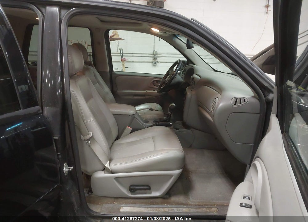 2008 CHEVROLET TRAILBLAZER LT VIN: 1GNDT13S782160394