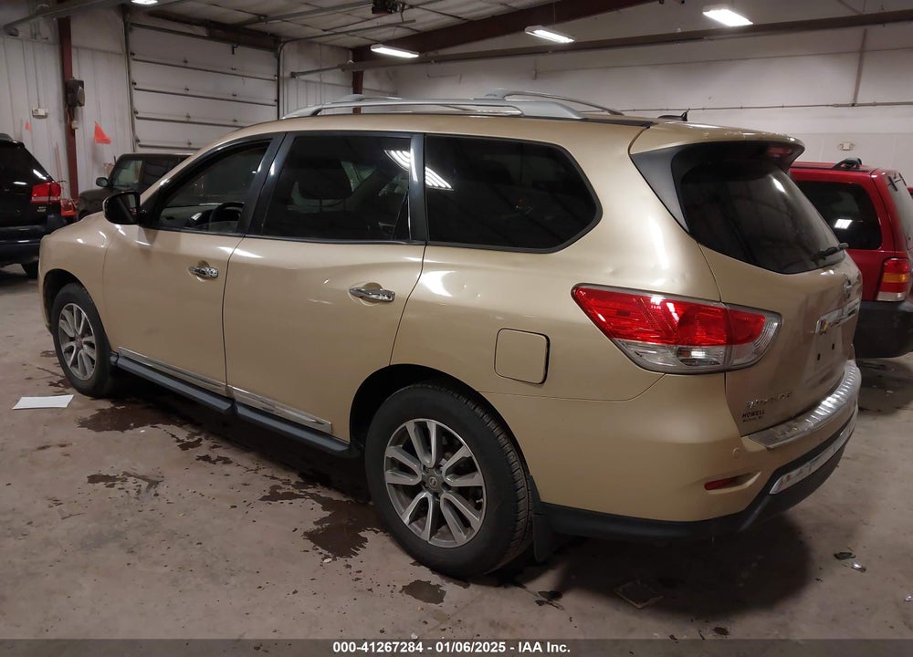 2013 NISSAN PATHFINDER VIN: 5N1AR2MN4DC641292