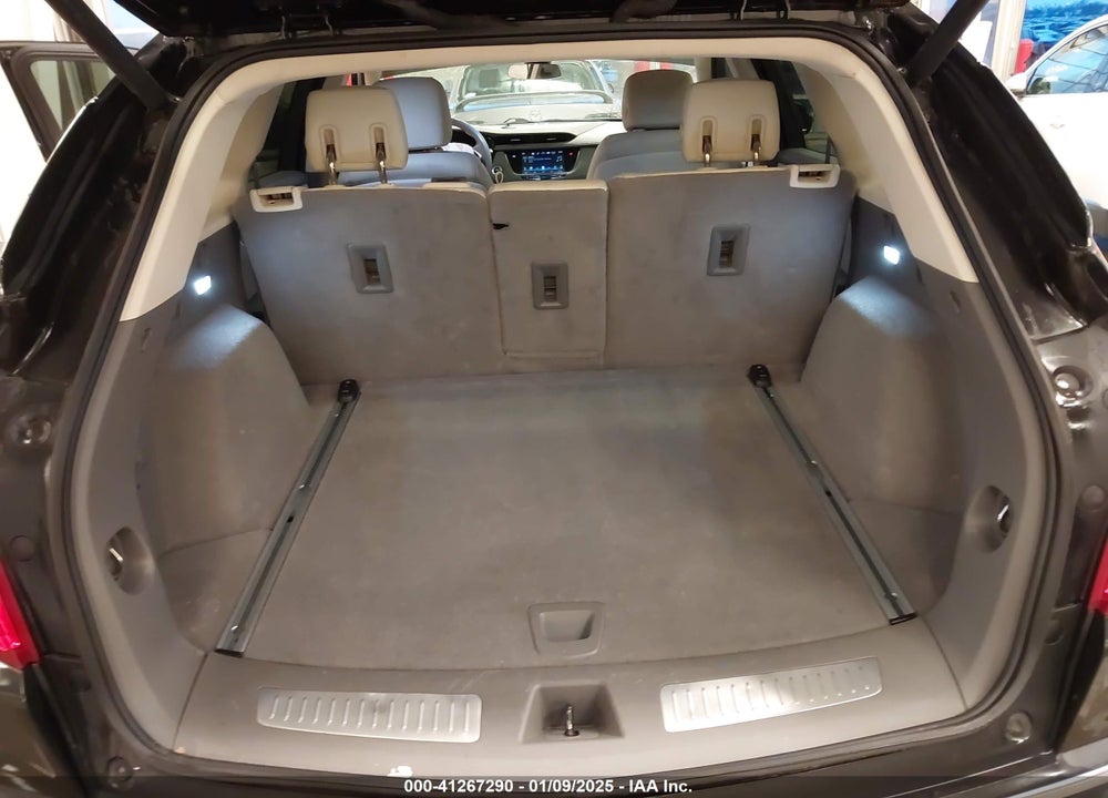 2019 CADILLAC XT5 LUXURY VIN: 1GYKNDRS5KZ124909