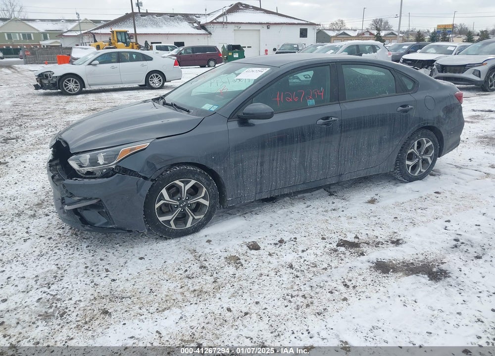 2019 KIA FORTE LXS VIN: 3KPF24AD9KE080888