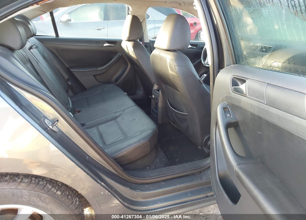 2011 VOLKSWAGEN JETTA VIN: 3VWDX7AJ9BM349457