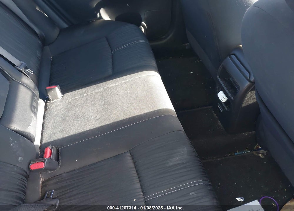 2018 NISSAN SENTRA SV VIN: 3N1AB7AP2JL632234