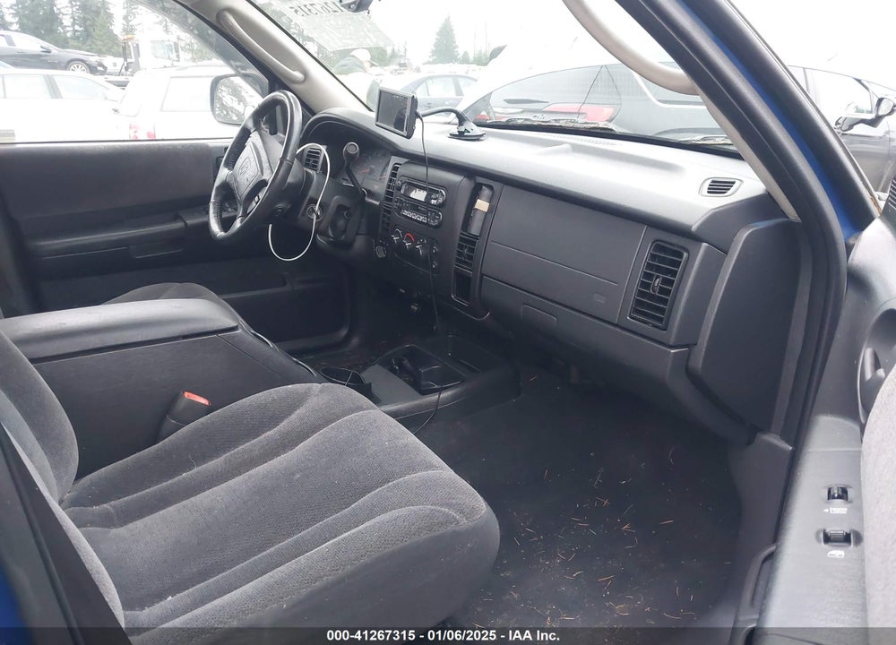 2002 DODGE DAKOTA SLT VIN: 1B7HG48N82S713337