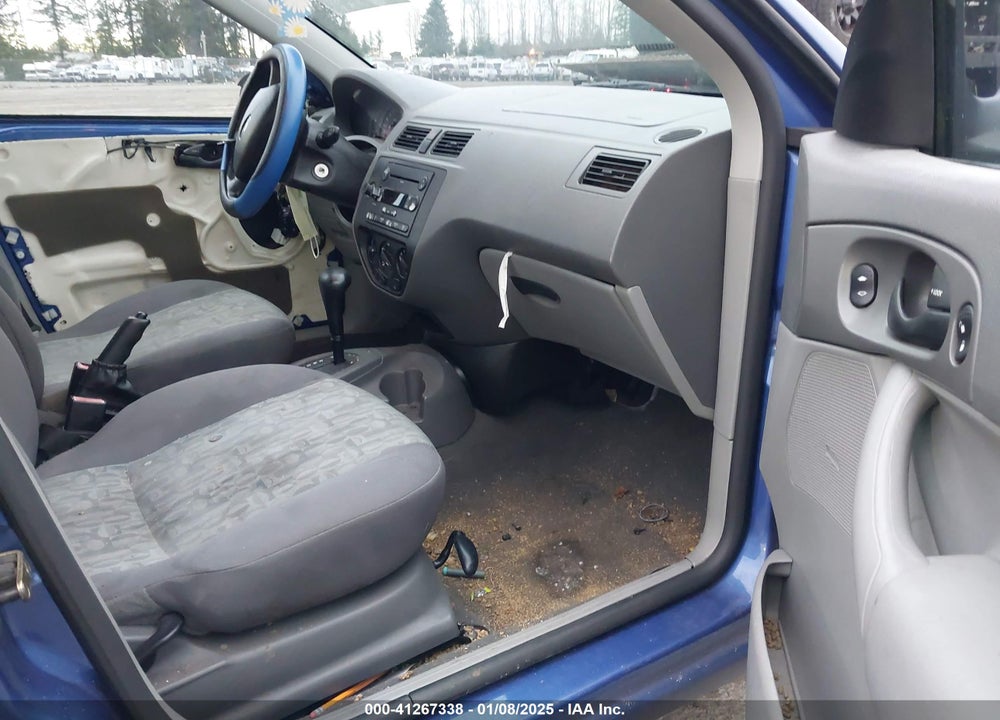 2005 FORD FOCUS ZXW VIN: 1FAFP36N35W260428