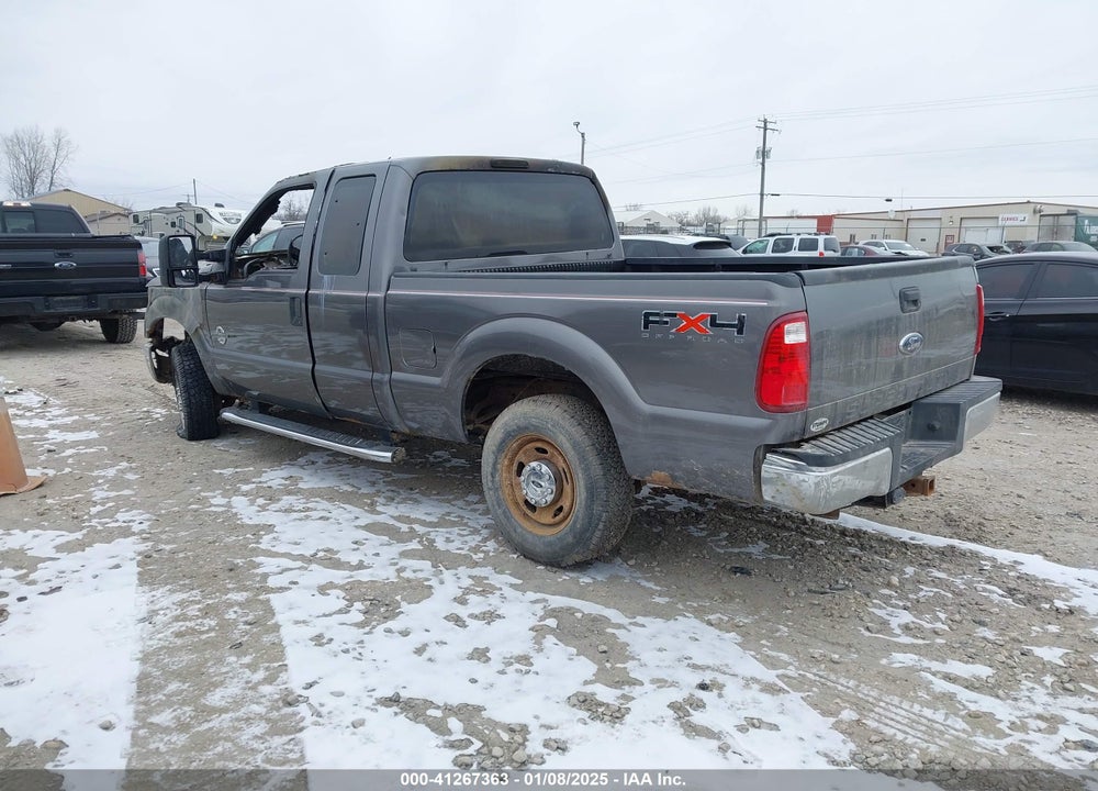 2011 FORD F-250 XL VIN: 1FT7X2BT0BEB03535
